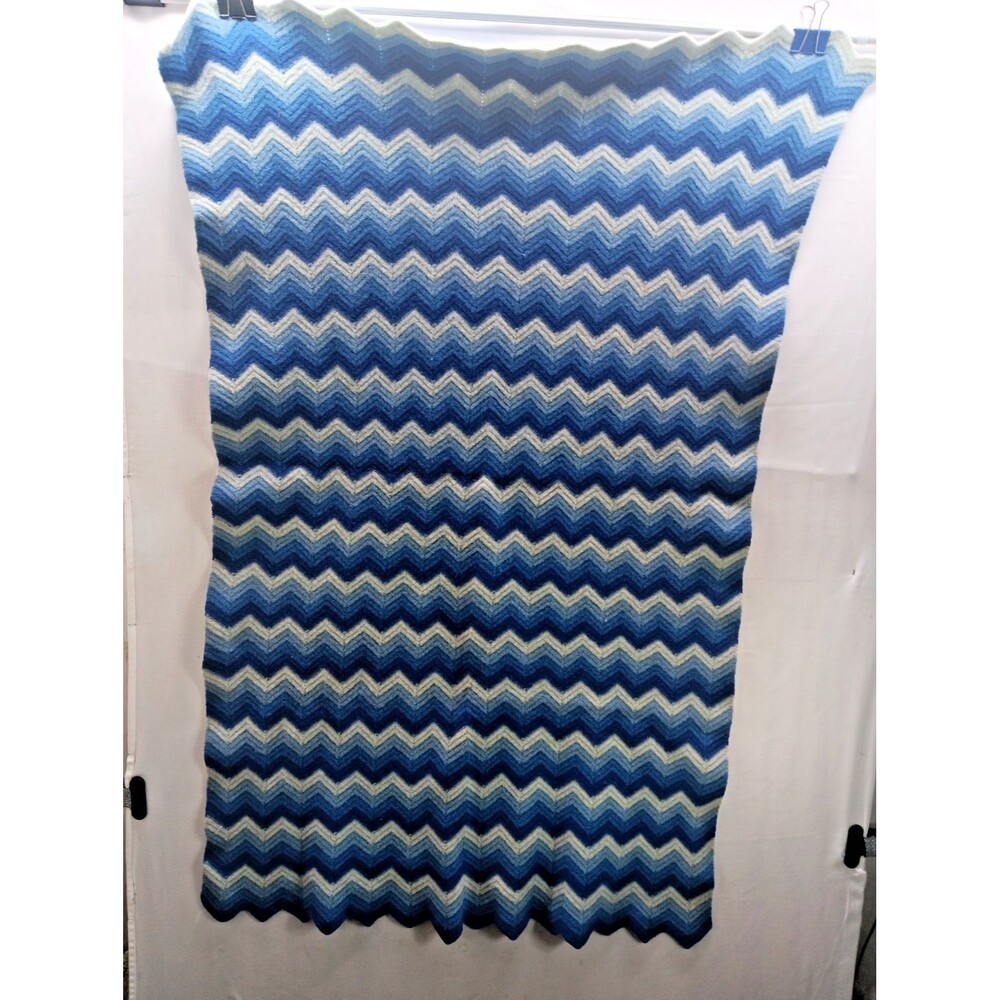 Vintage Chevron Pattern Wool Crochet Blanket 33 X 55 Cottagecore